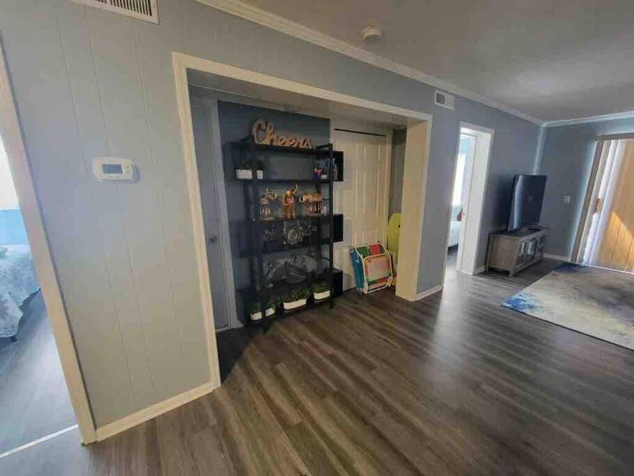 2022 Renovated 2-Bdrm Cozy, Lovely Condo W/Parking! Hilton Head Island Exterior foto