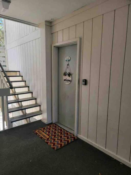 2022 Renovated 2-Bdrm Cozy, Lovely Condo W/Parking! Hilton Head Island Exterior foto